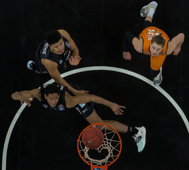 西甲方面更 西甲方面更