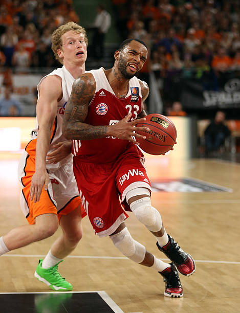 级赛事中瞬 级赛事中瞬