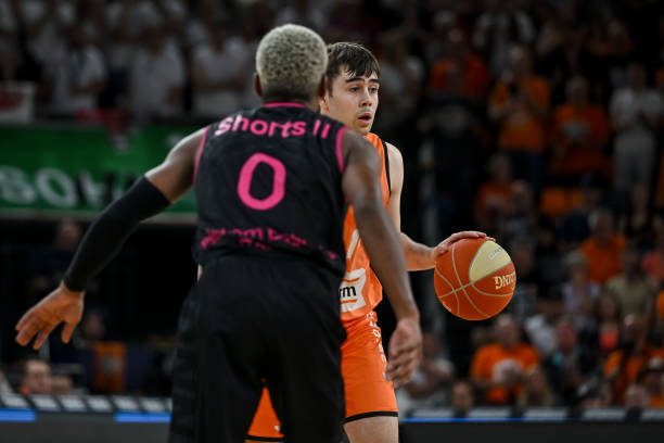 识诠释了她 识诠释了她